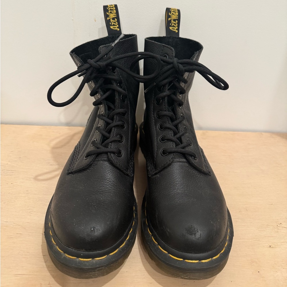 Doc Martens Women’s Black 1460 Pascal Virginia Leather Boots Size 7